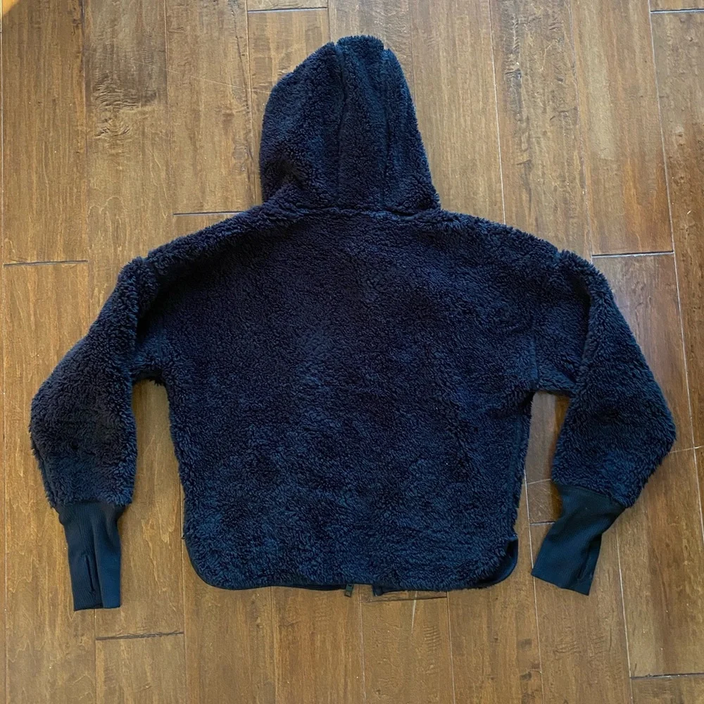 Athleta Black Sherpa Reversible Hoodie Jacket Sz S - Picture 4 of 10